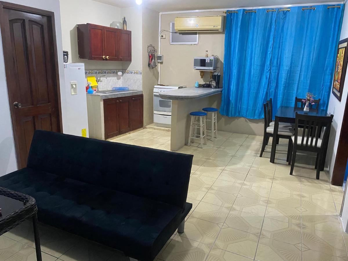 Playa Suites, Cerca Del Malecon Манта Экстерьер фото