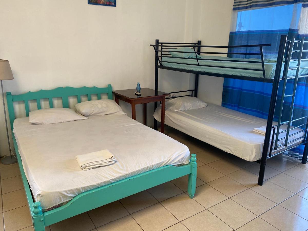 Playa Suites, Cerca Del Malecon Манта Экстерьер фото
