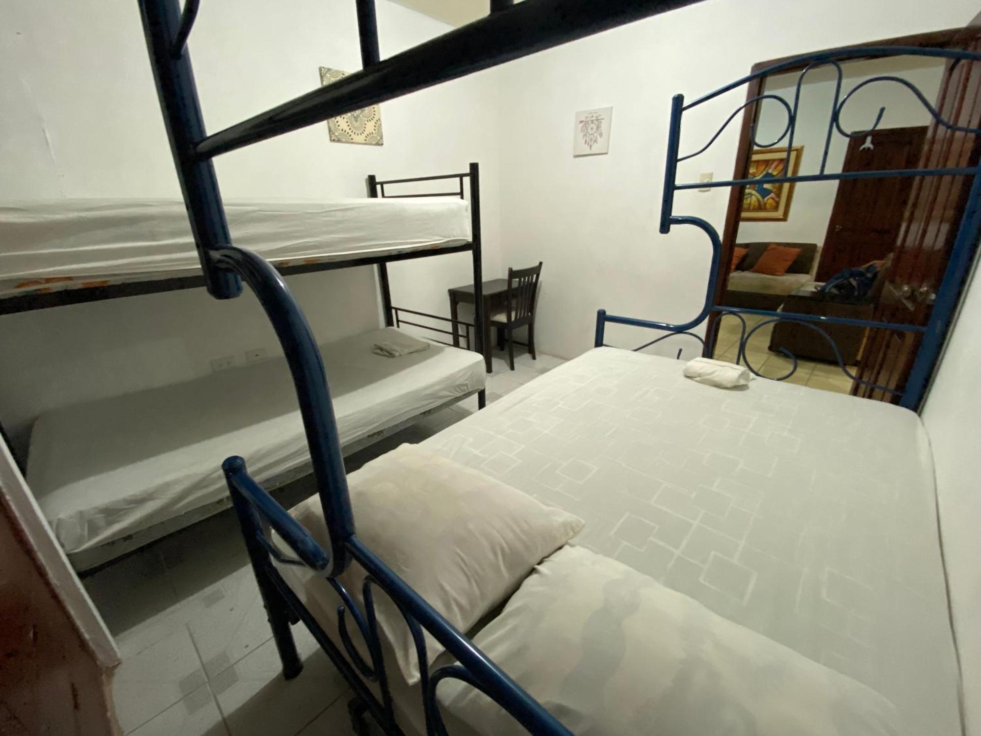 Playa Suites, Cerca Del Malecon Манта Экстерьер фото