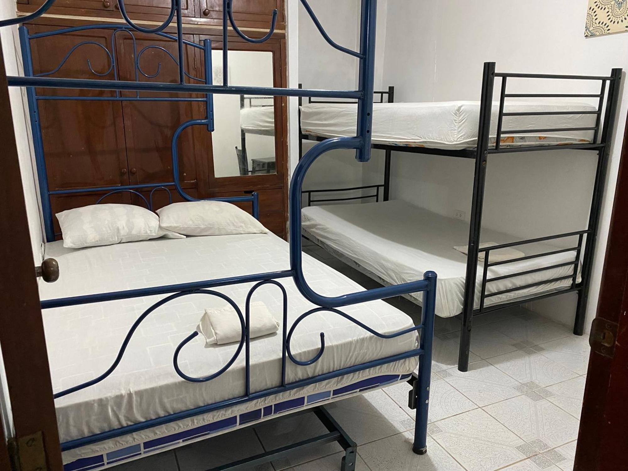 Playa Suites, Cerca Del Malecon Манта Экстерьер фото