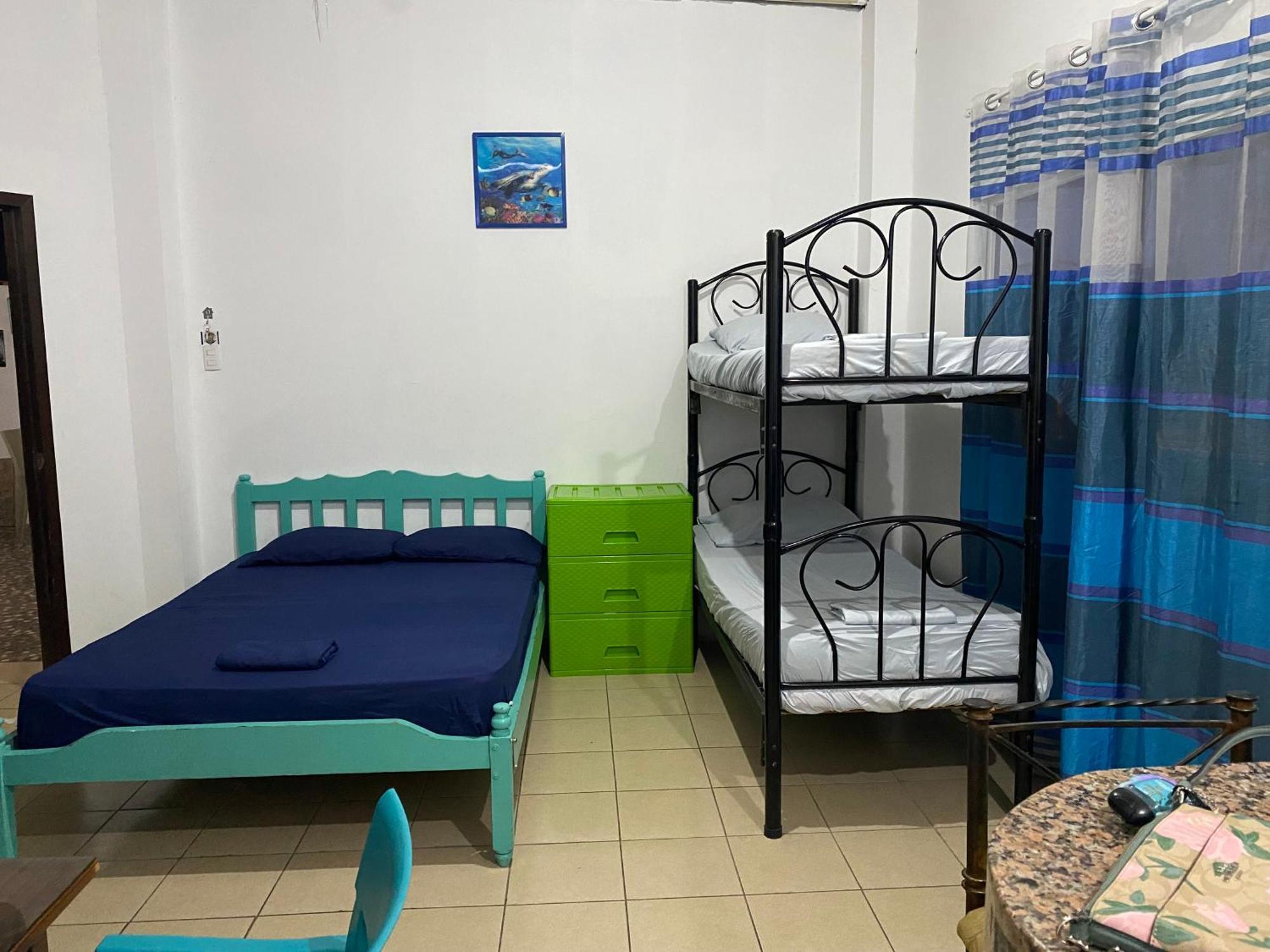 Playa Suites, Cerca Del Malecon Манта Экстерьер фото