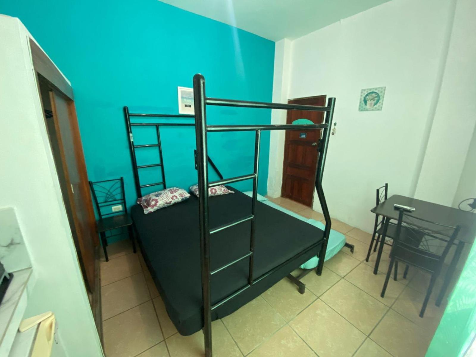 Playa Suites, Cerca Del Malecon Манта Экстерьер фото