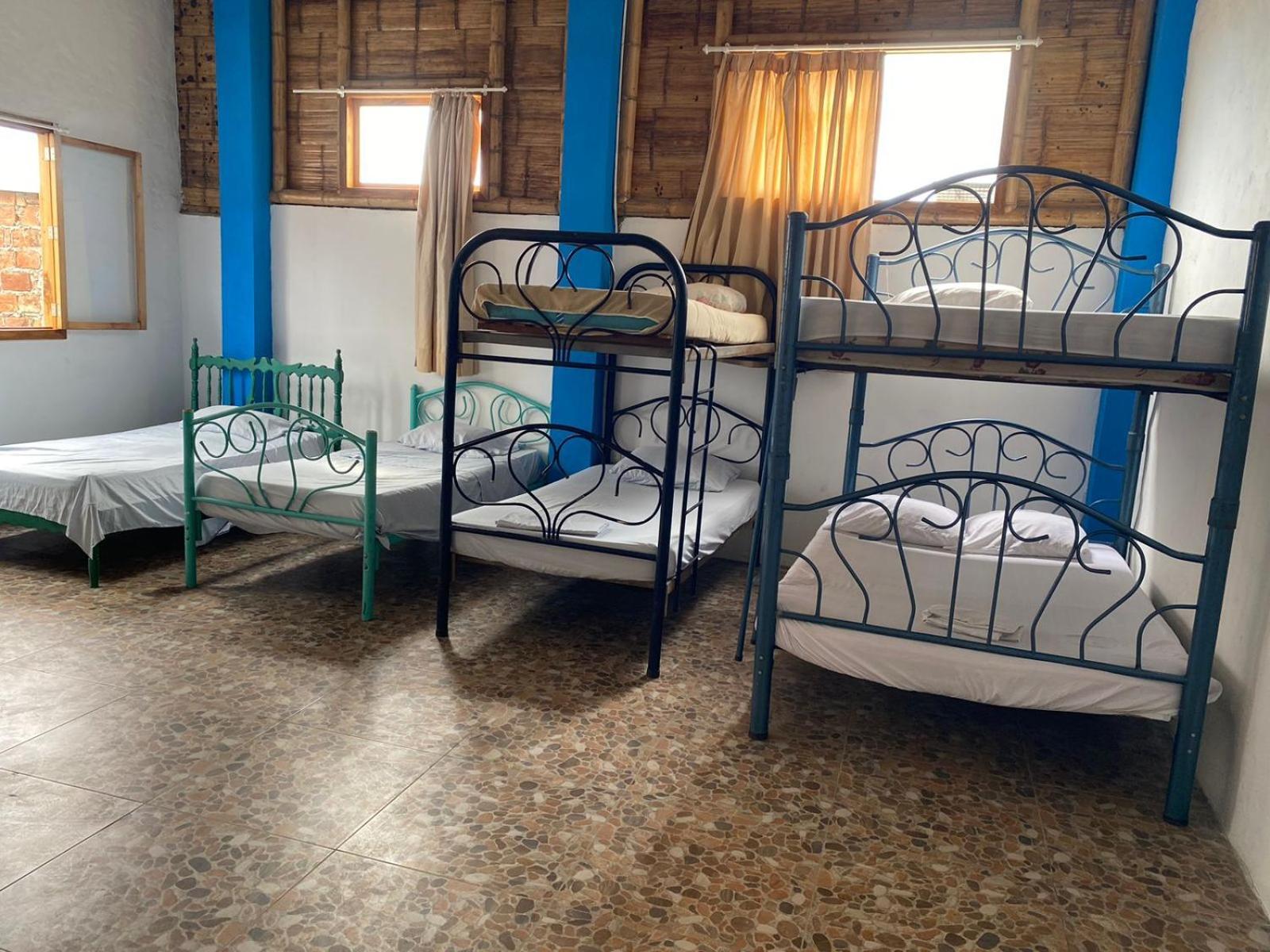 Playa Suites, Cerca Del Malecon Манта Экстерьер фото